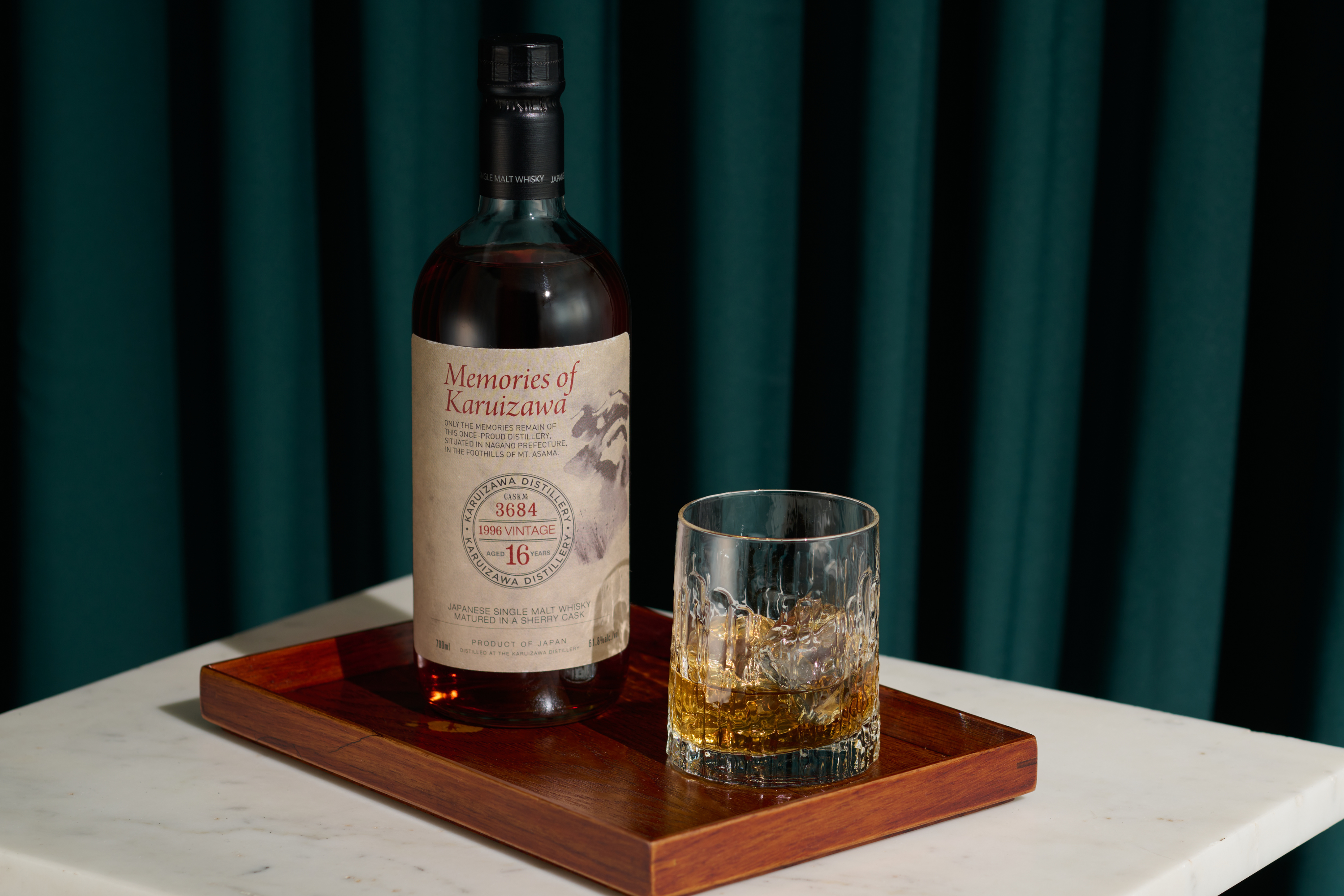 Dimensions whisky Limited sale in Japan Dimensions whisky Limited sale in Japan
