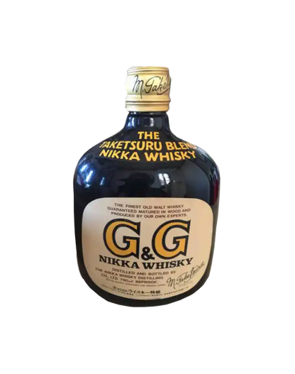 Nikka G & G with Football Bottle Holder - Black