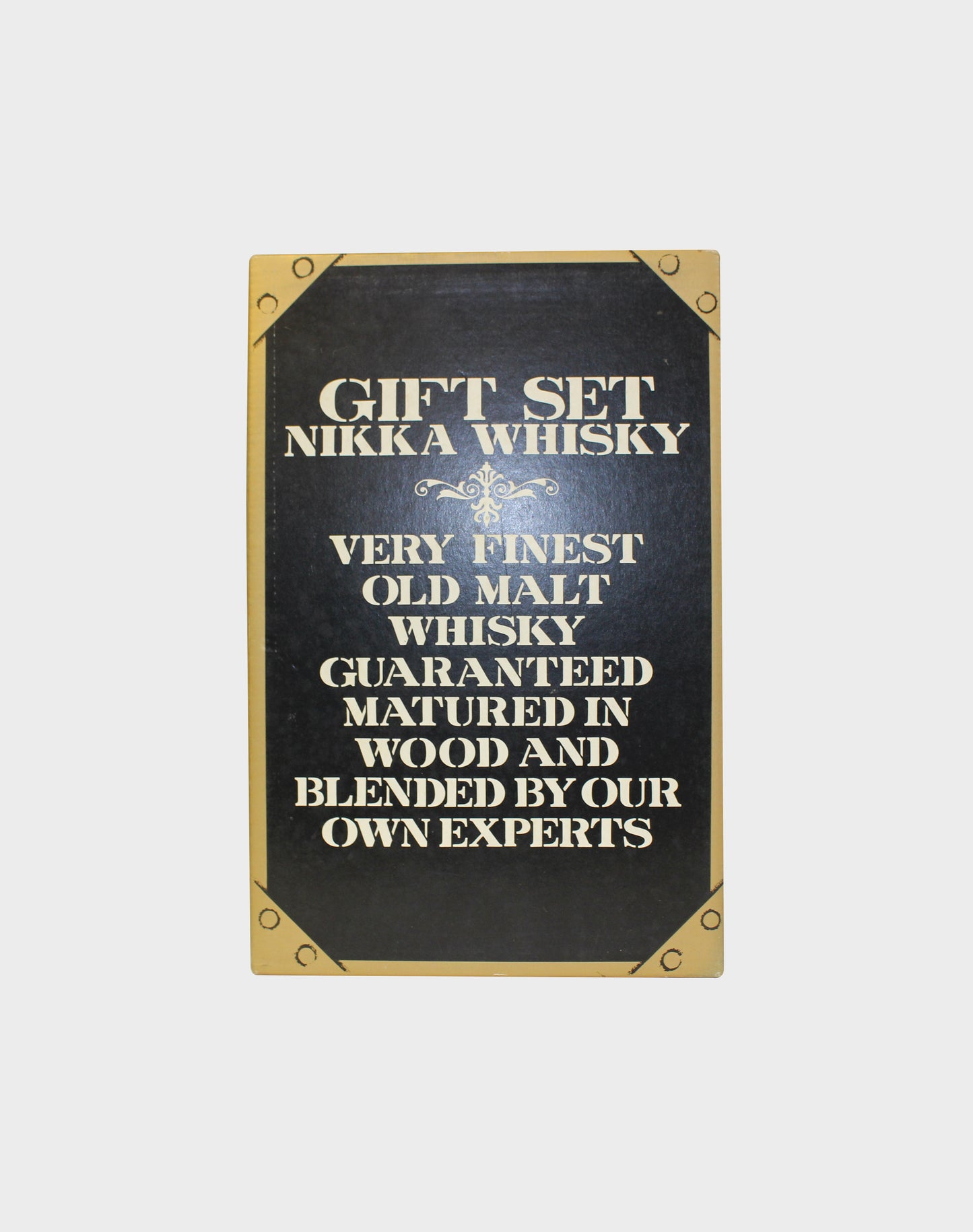 Nikka G & G Whisky Military Commander Gift Set