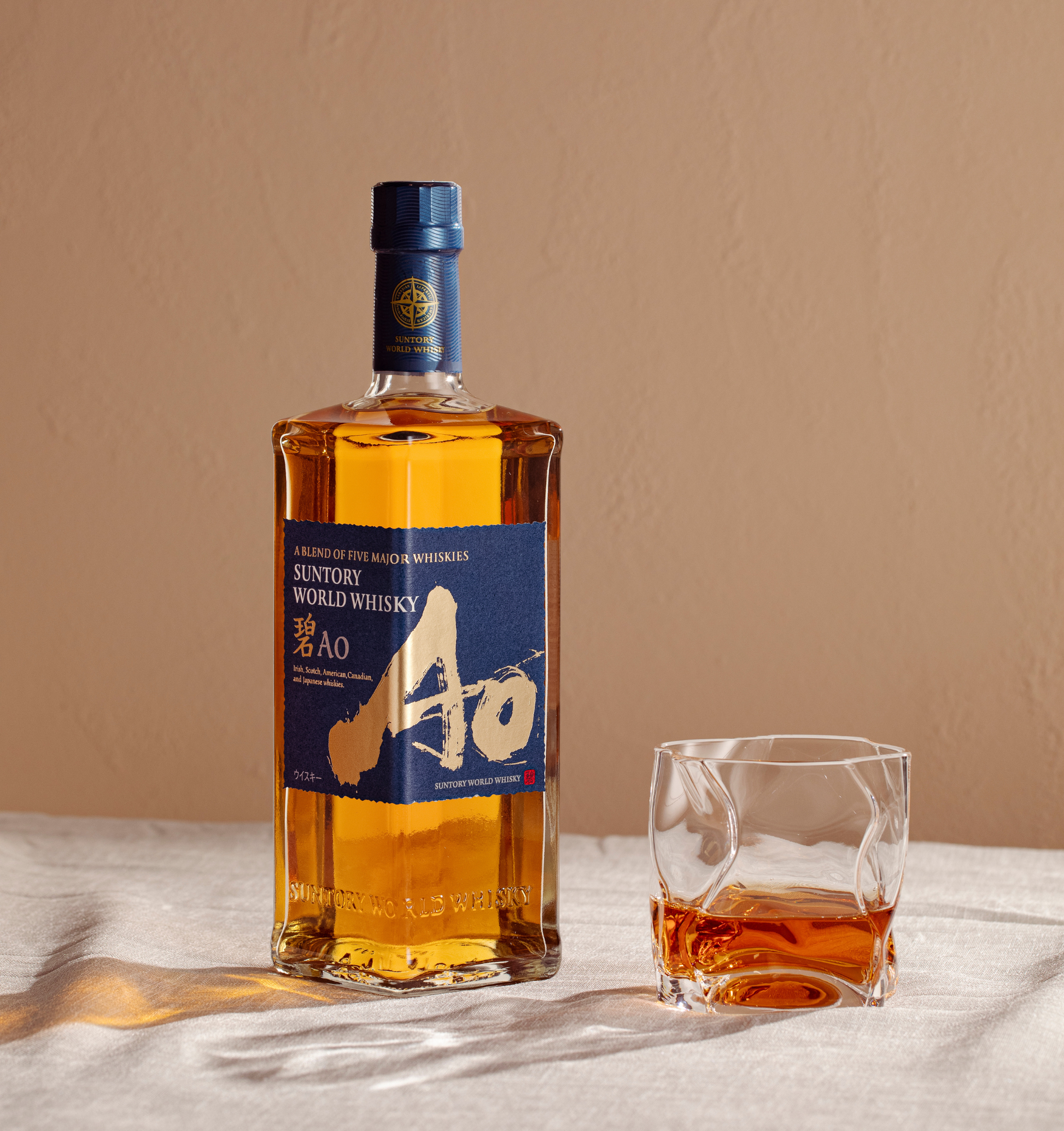 Suntory Ao World Blend Batch 2 | Buy Japanese Whisky | dekantā Suntory Ao World Blend Batch 2 | Buy Japanese Whisky | dekantā